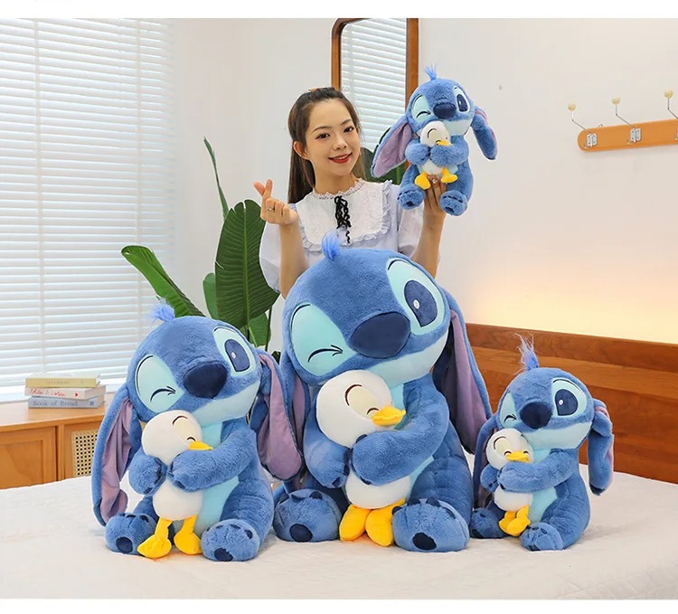 Thú nhồi bông Stitch ôm vịt đáng yêu - Size 22cm - Gồm 1 Stitch và Một Bé Vịt Rời Cute