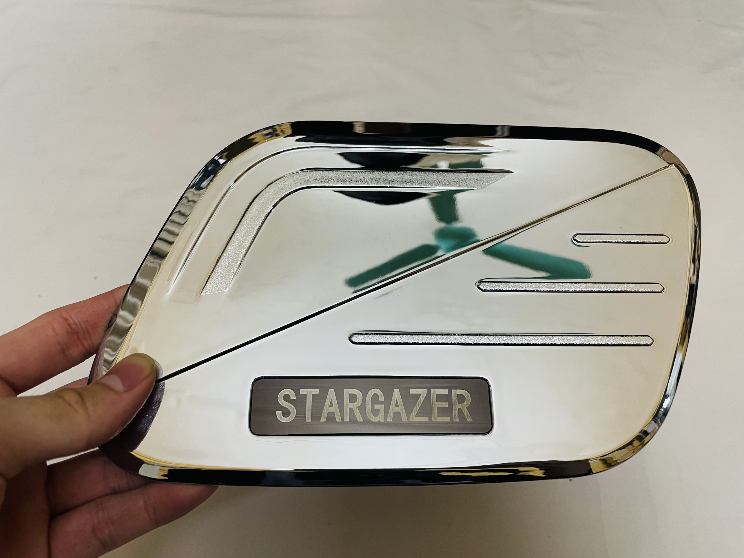 Ốp nắp bình bình xăng xe Stargazer 2022 - 2023 mạ crom cao cấp