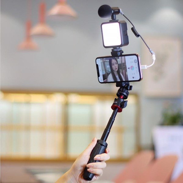 ULANZI VLOG KIT 6 - HÀNG CHÍNH HÃNG - Combo quay phim chuyên nghiệp dành cho Điện thoại