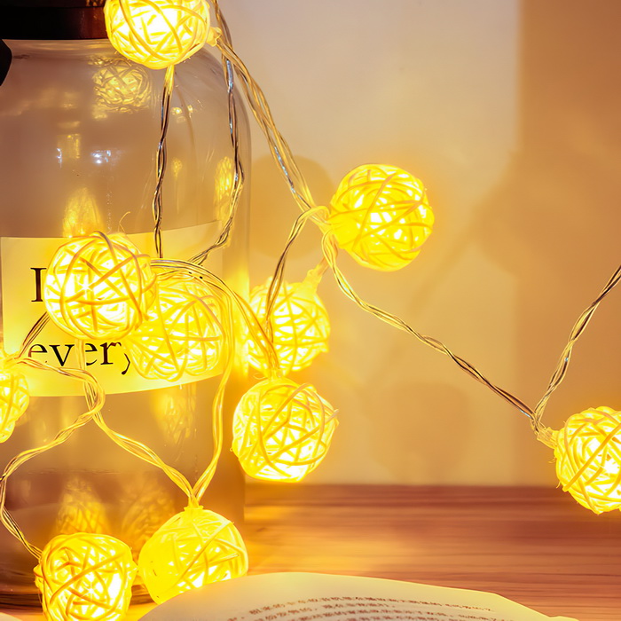 Dây đèn led quả cầu mây 10 bóng, Dây đèn led 10 bóng hình quả cầu mây trang trí sinh động đẹp mắt - Đèn màu vàng
