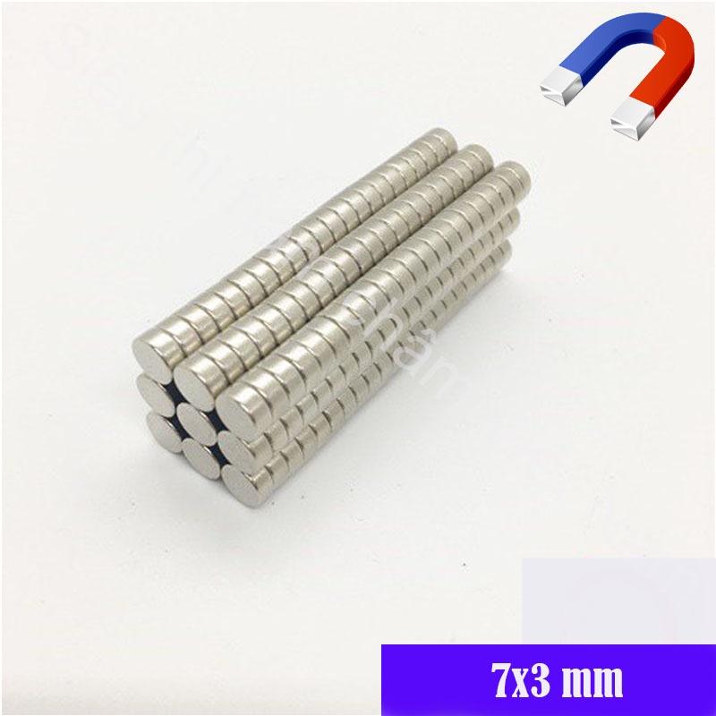 Nam Châm Tròn 7x3mm set 20 viên  siêu hít tiện dụng