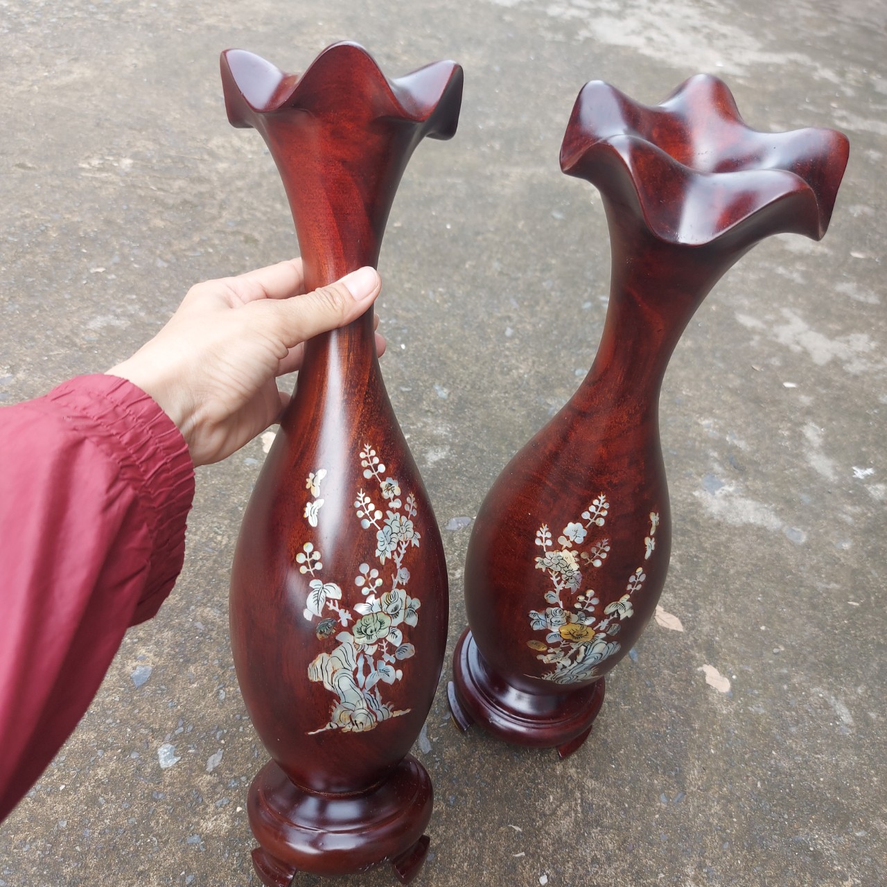 Lục bình phong thuỷ - Cặp lục bình gỗ lim cẩn hoạ tiết siêu đẹp hàng nguyên khối cao 40cm