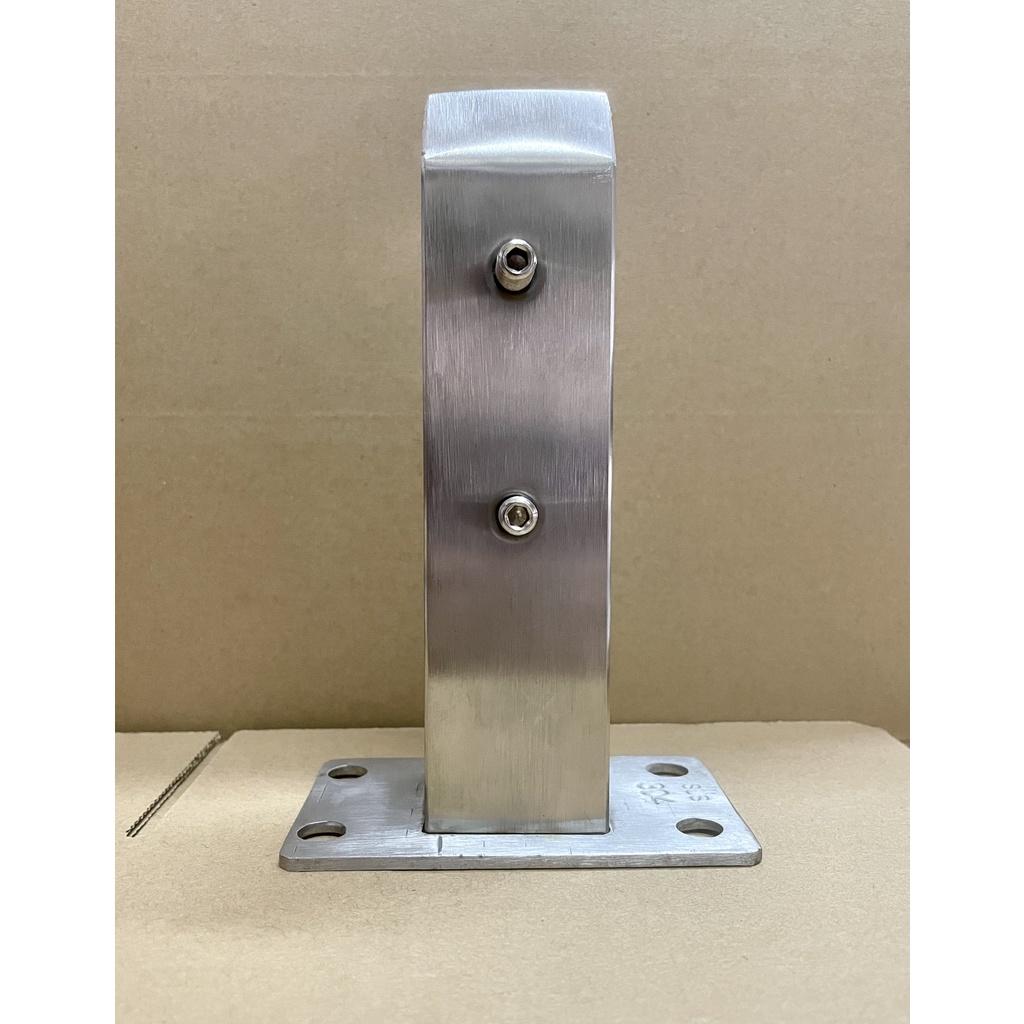Trụ cầu thang lan can kính không khoan lỗ INOX 304