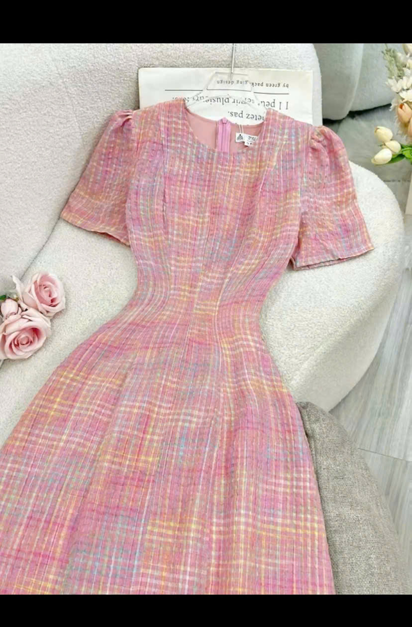 Đầm vải xô tay ngắn dưới 55kg
