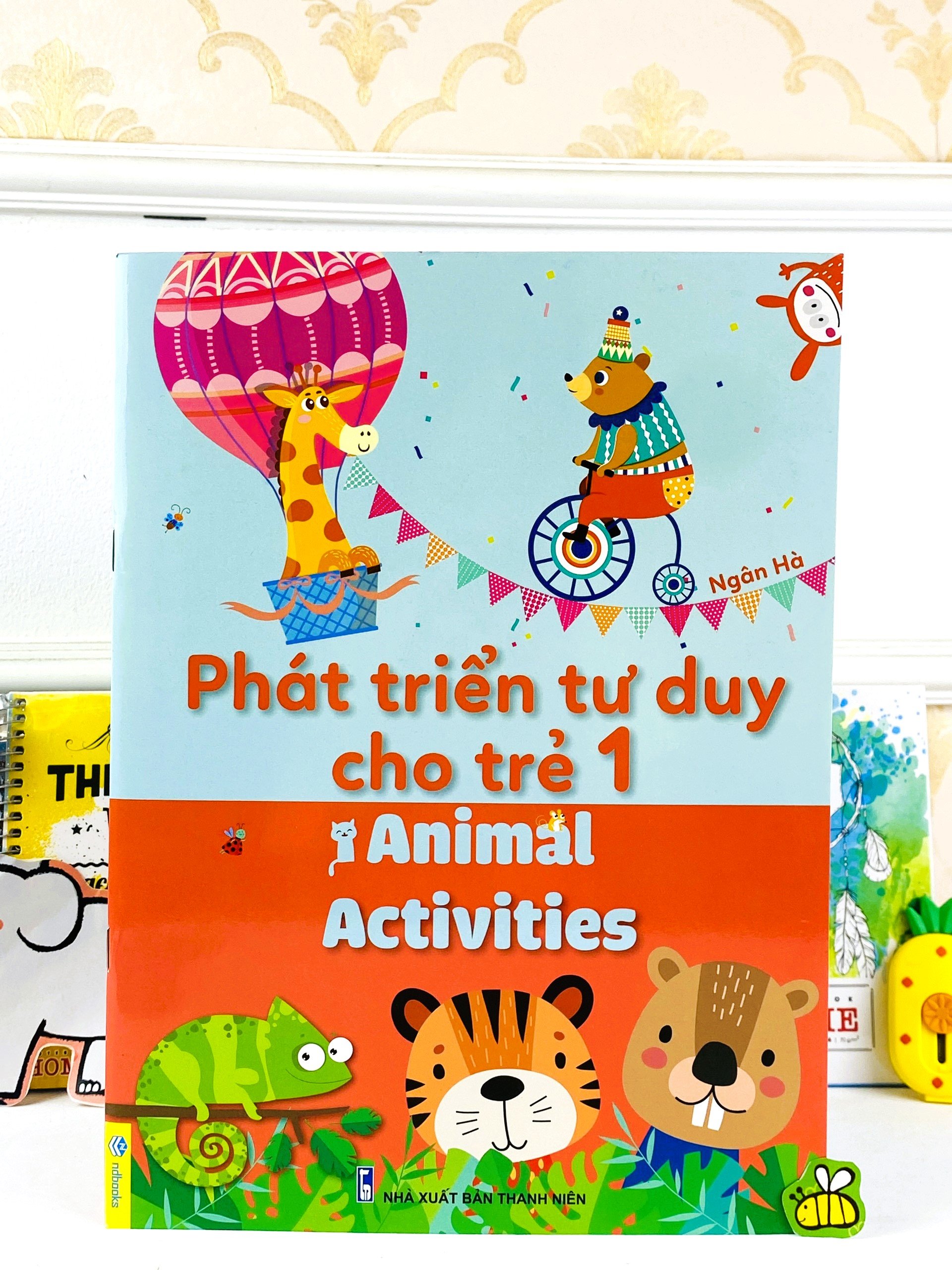 Sách - Phát Triển Tư Duy Cho Trẻ - Animal Activities (Song ngữ Anh Việt) - ndbooks
