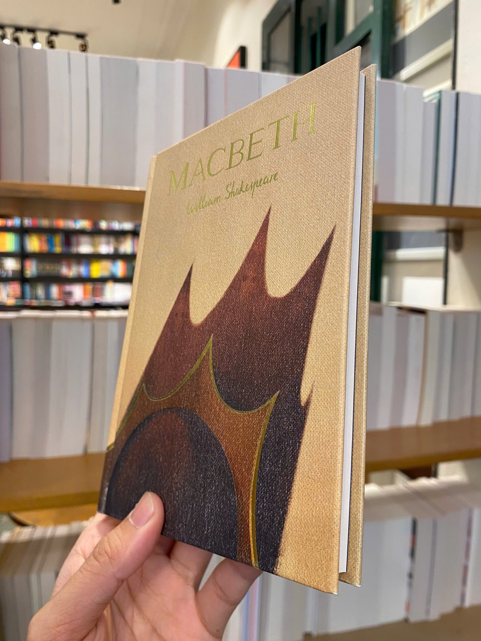 Sách - Macbeth by William Shakespeare | Classic Literature / Ngoại văn Kinh điển Nhập khẩu Bìa cứng