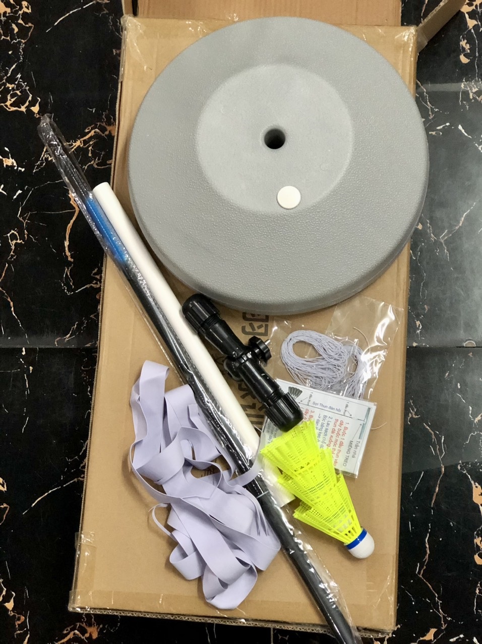 Bộ luyện tập Cầu Lông Ngoài trời và trong nhà - Trái Cầu bay ngược - Tập cầu lông một người - Sử dụng cho mọi lứa tuổi