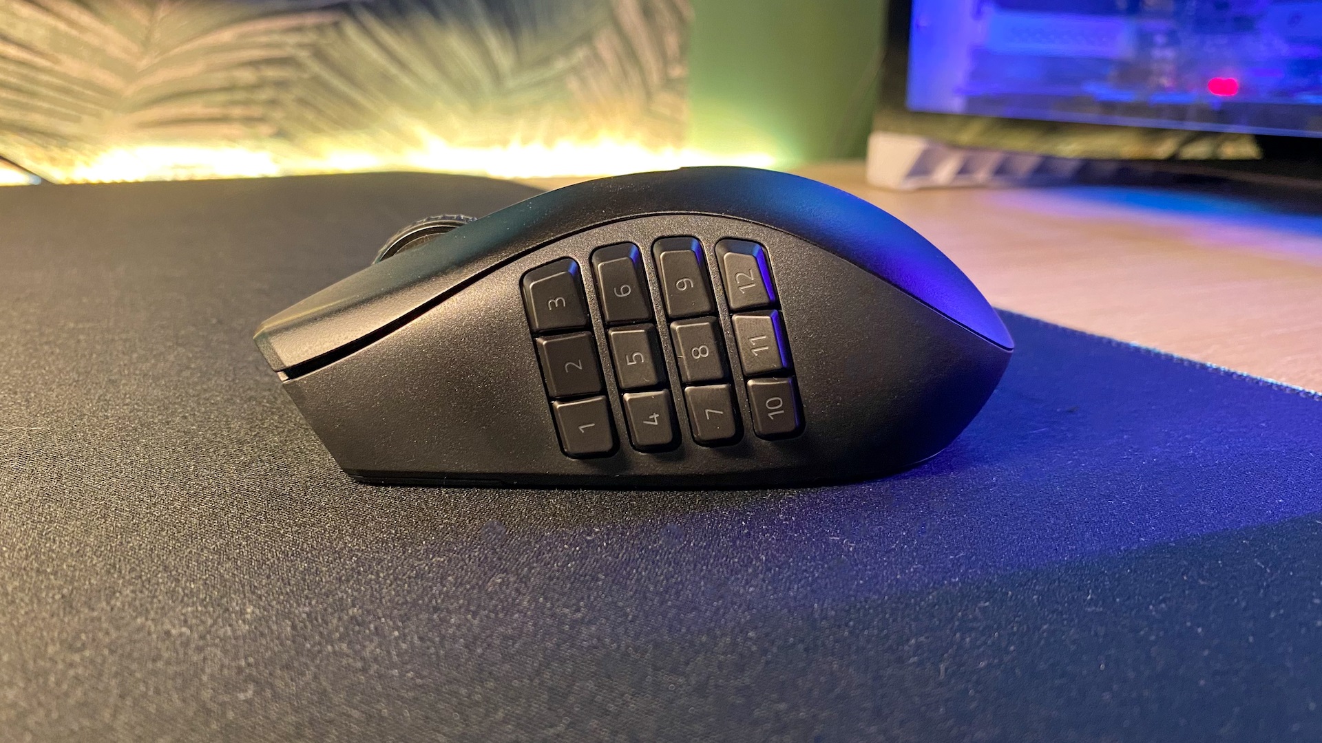 [Mới, hàng chính hãng] Chuột Razer Naga V2 Pro