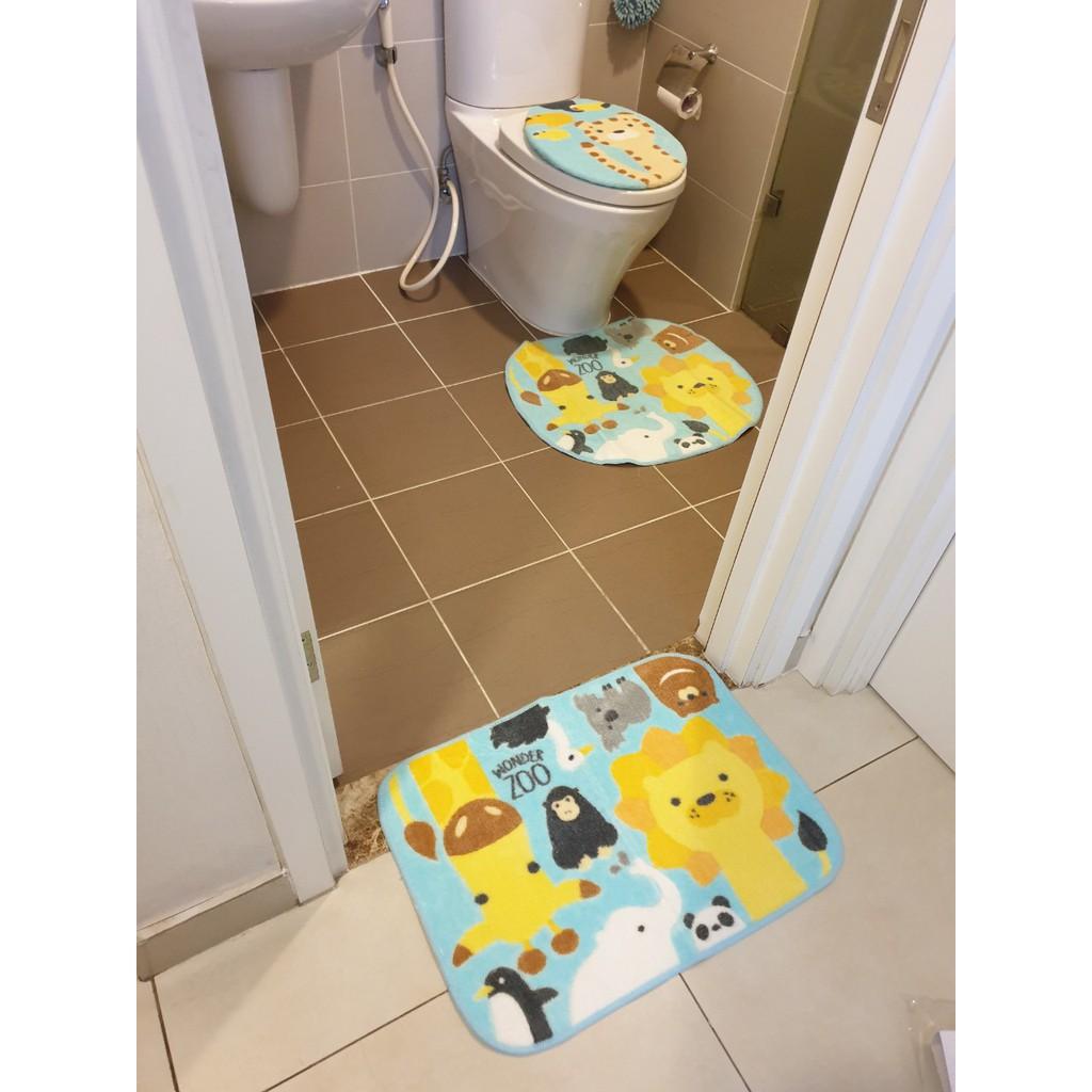 Combo bộ 2 thảm toilet tặng 1 thảm nắp bồn cầu ấn tượng, xinh xinh-CONDOR