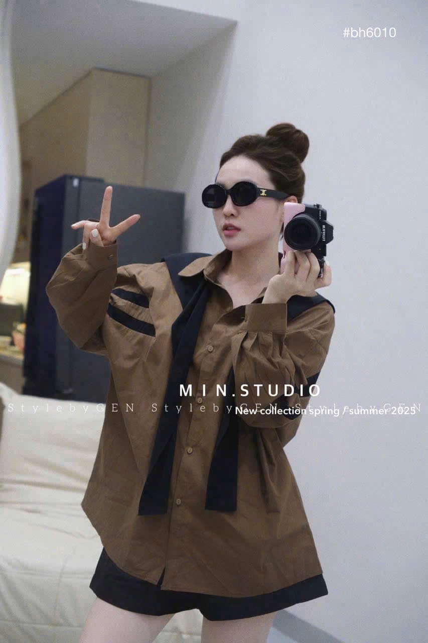 Áo sơ mi thô tay dài nâu kèm khăn siêu HOT