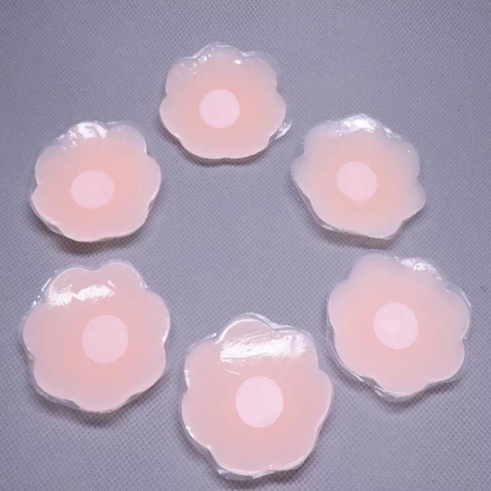 Hộp 10 Dán Ngực ️FreeShip️ Miếng Silicon Miếng Dán Che Lộ Ti - H02