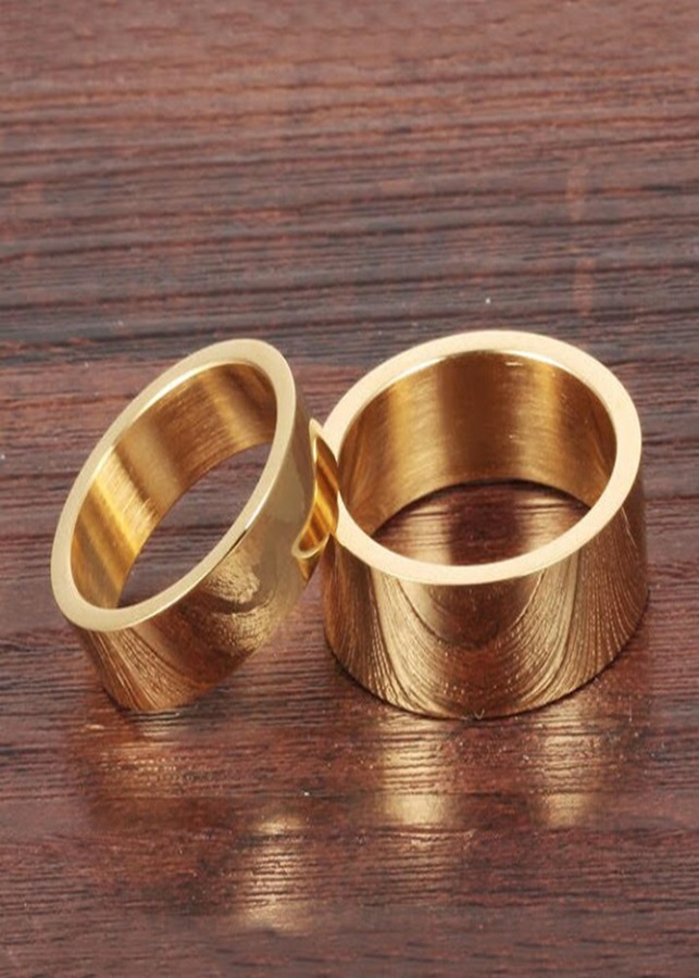 Nhẫn cặp titan vàng trơn sang chảnh đơn giản NC184