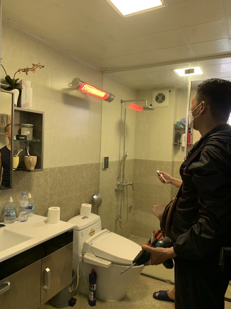 Đèn Sưởi Không Chói Mắt Hans Heizen Có Điều Khiển Từ Xa - Hàng chính hãng