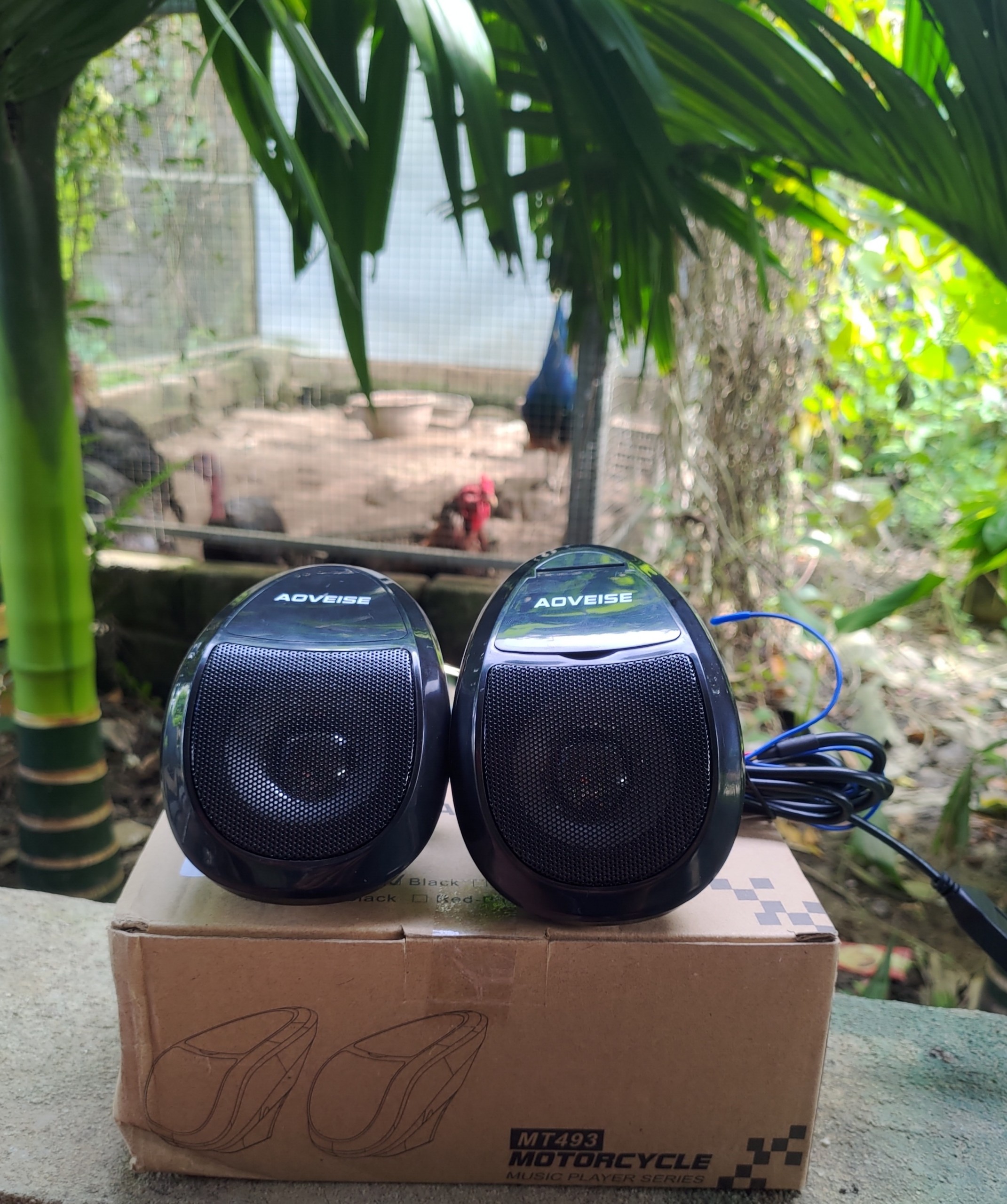 loa AOVEISE MT493 gắn chân gương xe máy kết nỗi bluetooth âm thanh cực chất chống nước