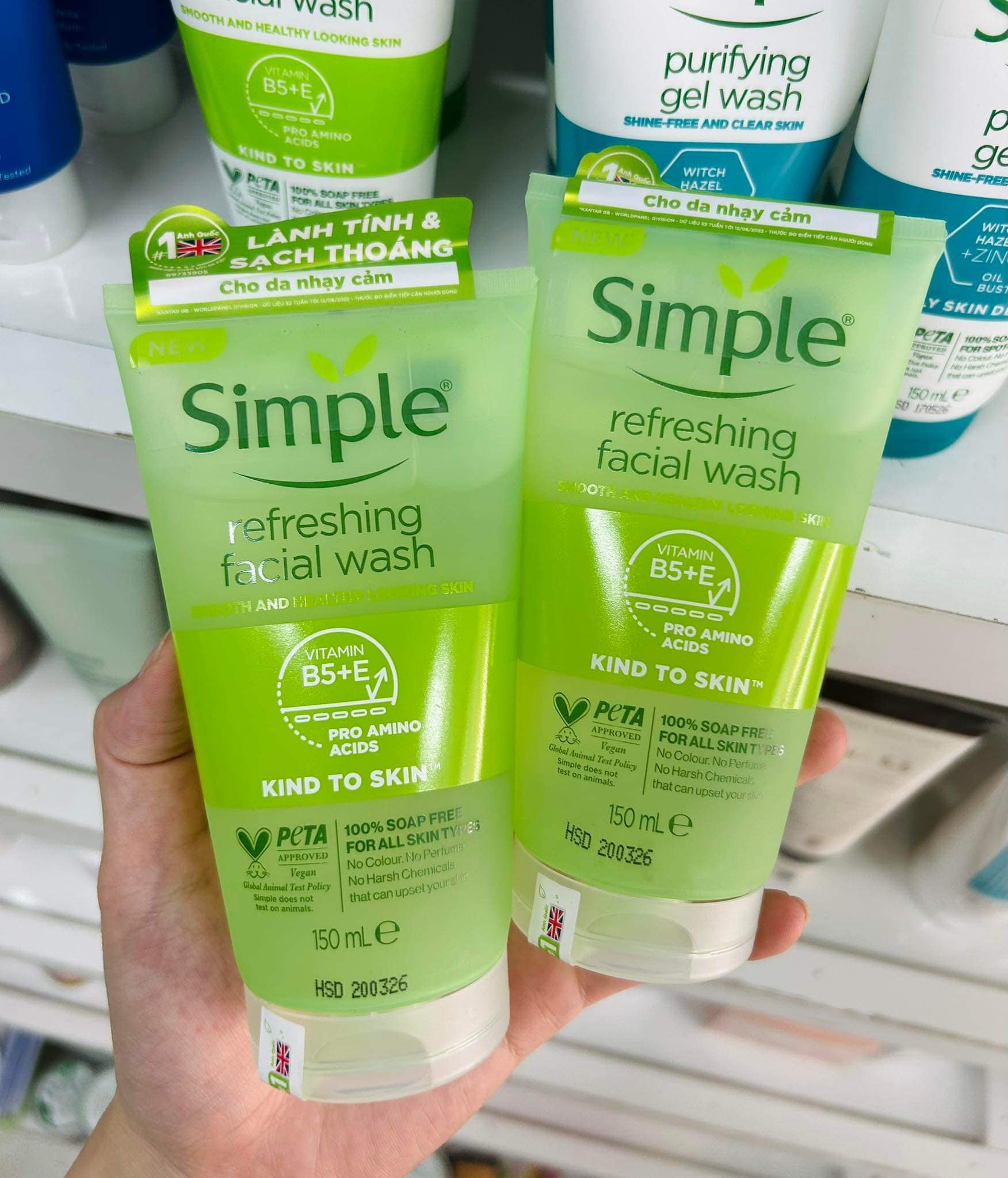 Sữa rửa mặt Simple 150ml-3 màu