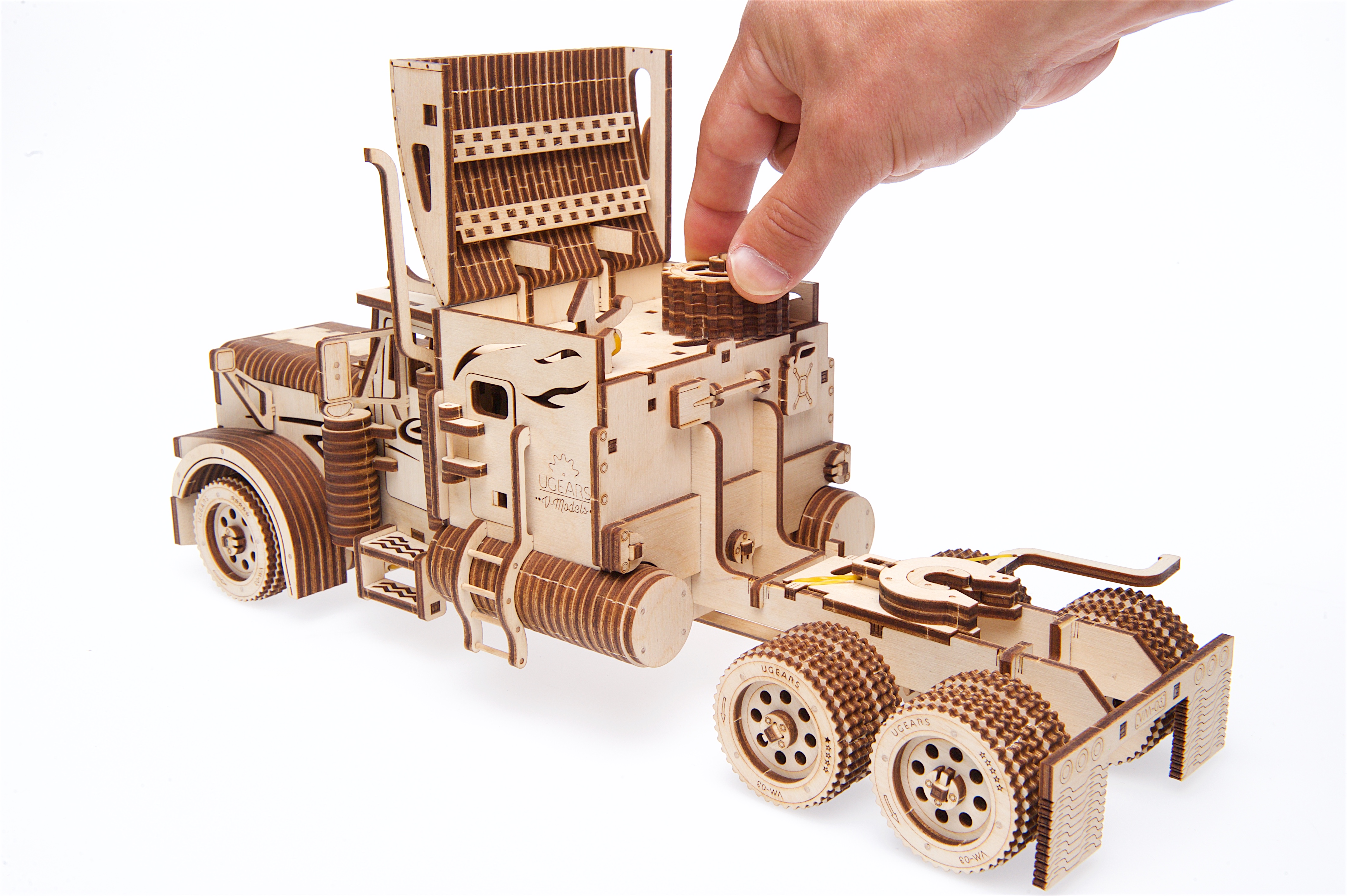 Mô hình Gỗ cơ khí, Ugears Heavy Boy Truck - Xe tải đầu kéo hạng nặng, sản phẩm chính hãng Ugears, nhập khẩu nguyên bộ EU, mô hình lắp ráp 3D, DYI