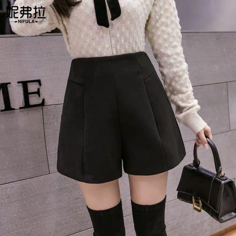 Quần short nữ/ Quần đùi dạ lông mềm mại khoá sau sang chảnh cho nữ