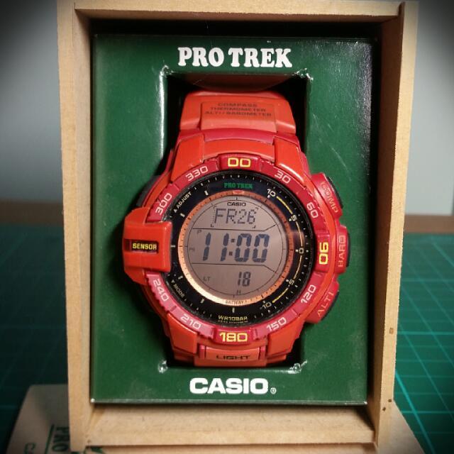 Đồng Hồ Nam Dây Nhựa Casio Protrek PRG-270-4ADR Năng Lượng Mặt Trời  | PRG-270-4A