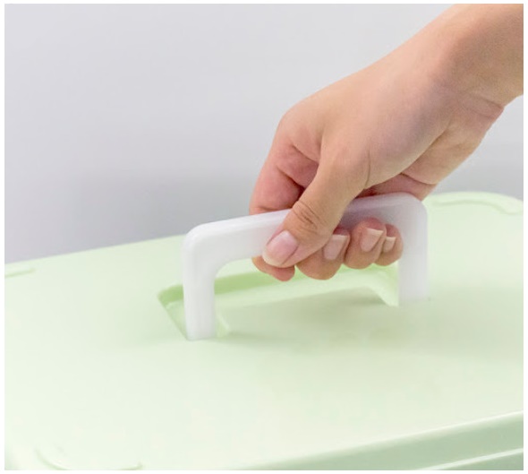 Hộp đựng đồ đa năng Fudo Giken Petit Neu, có thiết kế quai cầm tiện lợi cùng với khóa bật an toàn - nội địa Nhật Bản