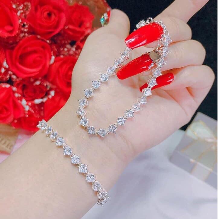 LẮC TAY ĐÁ HÀNG CAO CẤP