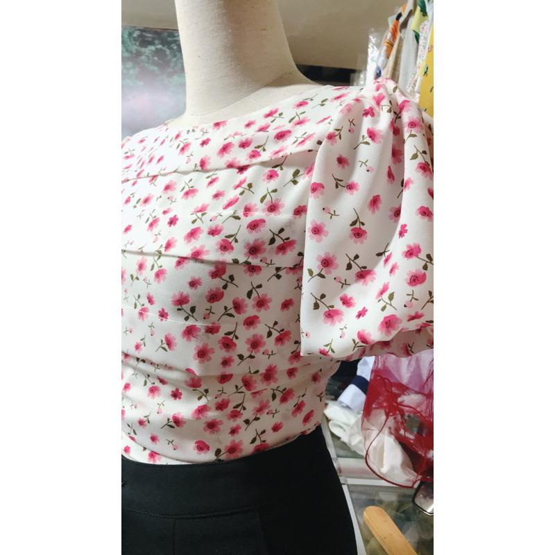 Áo croptop lụa hoa tay lồng đèn 2 lớp hàng thiết kế