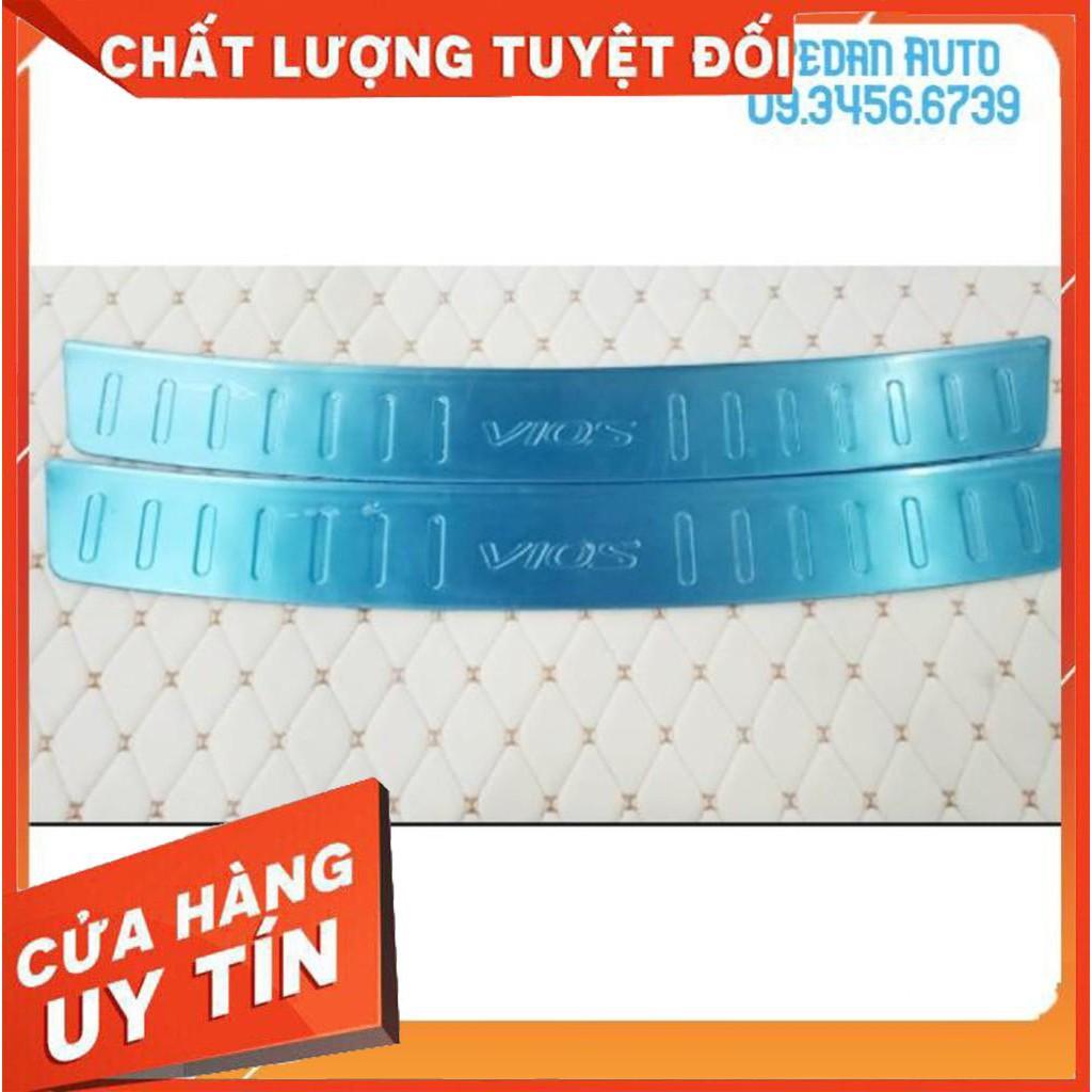 Bộ ốp chống trầy cốp ngoài inox 1 chi tiết cao cấp dành cho xe Toyota Vios 2014-2017