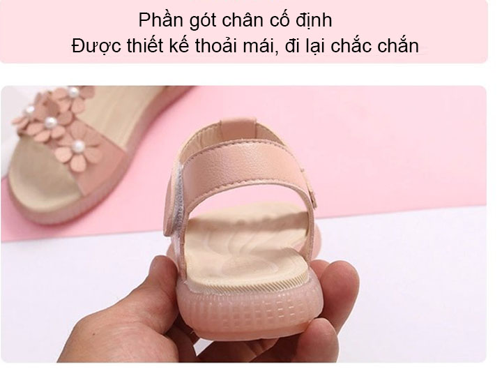 Dép quai hậu cho bé gái phong cách hiện đại hàn Quốc thiết kế rất tinh tế quai dép đàn hồi thời trang mã 8802