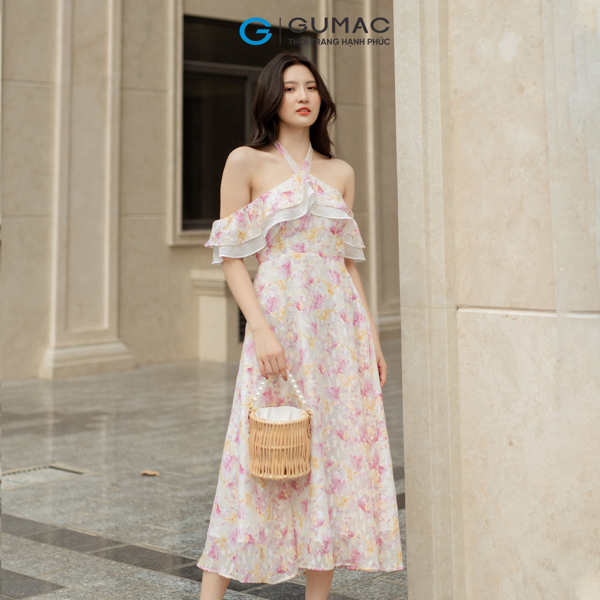 Đầm maxi cổ yếm GUMAC DD05040