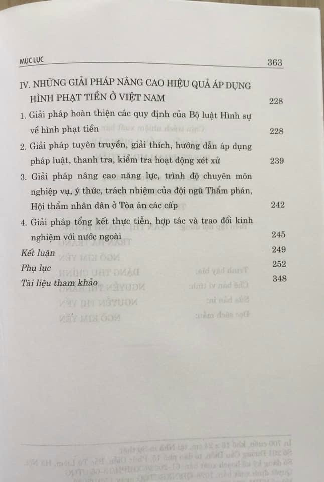 Sách - Hình phạt tiền trong pháp luật hình sự Việt Nam và thực tiễn áp dụng