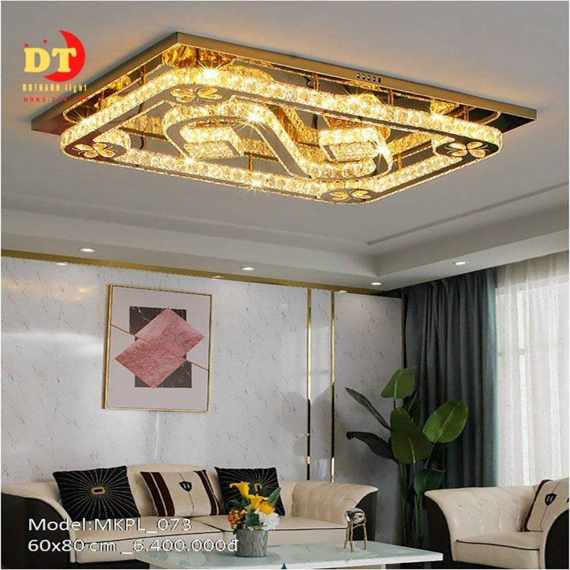 Đèn mâm phale ốp trần phòng ngủ hiện đại HTLQ pl