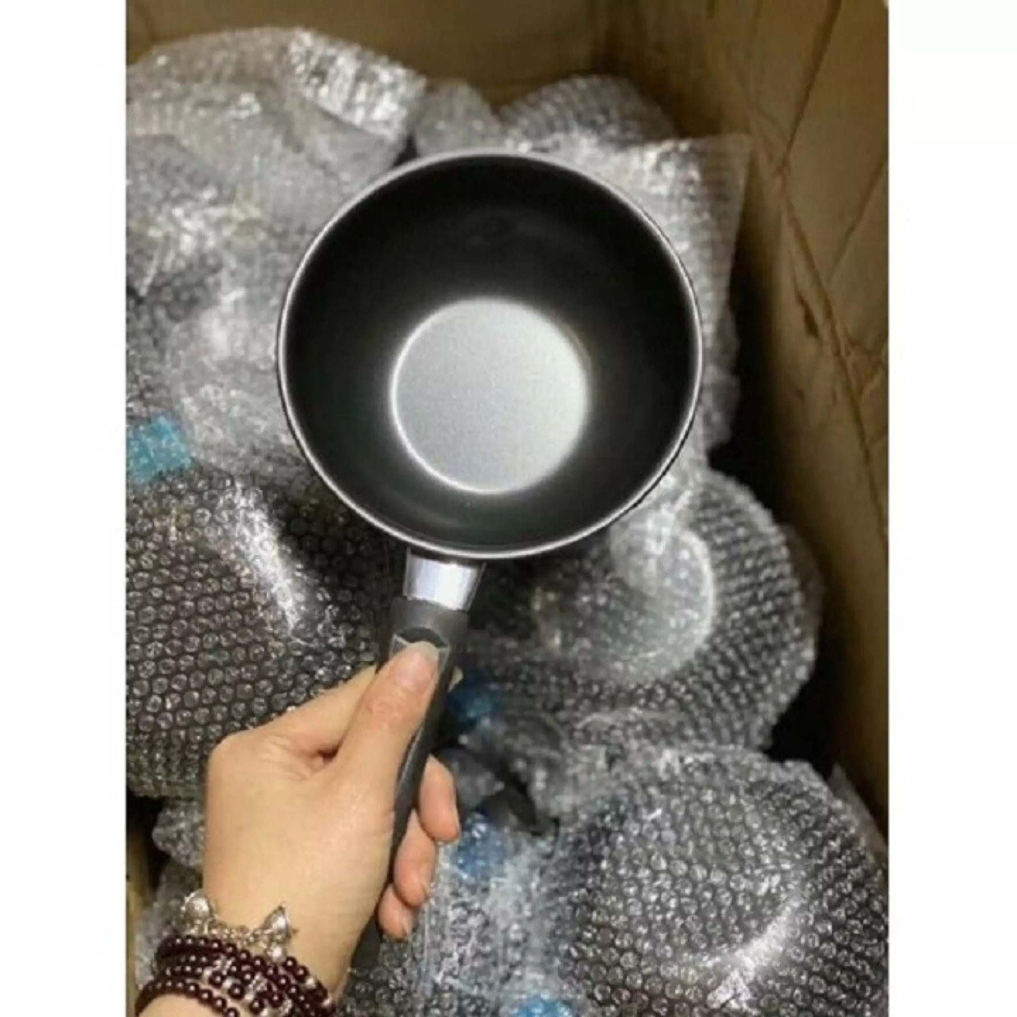 CHẢO CHỐNG DÍNH SÂU LÒNG 18CM DÙNG CHO MỌI LOẠI BẾP