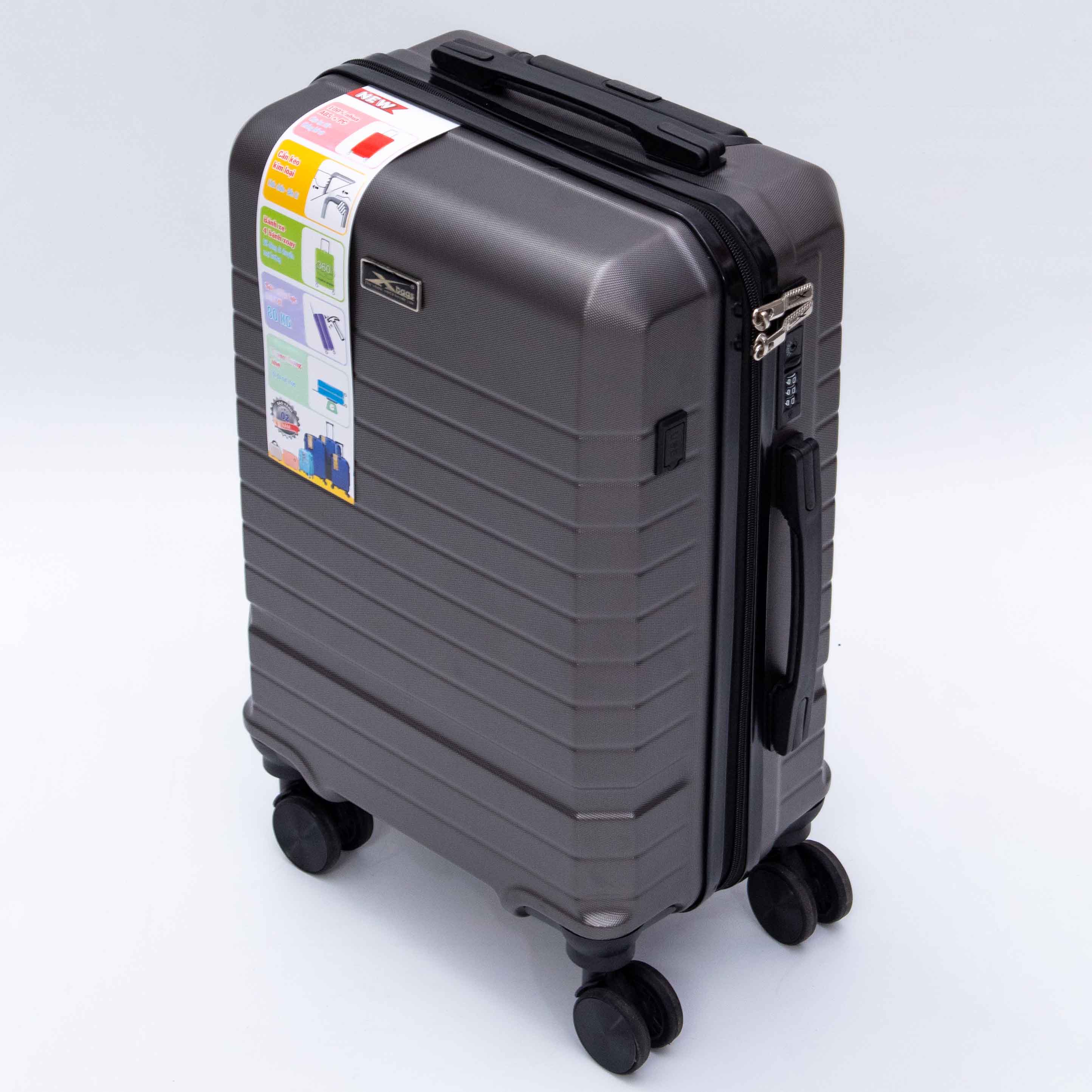 Vali Xbags Dark Titan Pro Xb 6104 khoá TSA cổng sạc USB tiện lợi