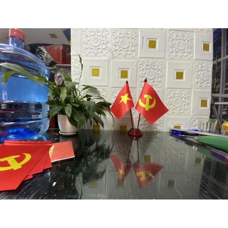 Cờ để bàn đế gỗ mini