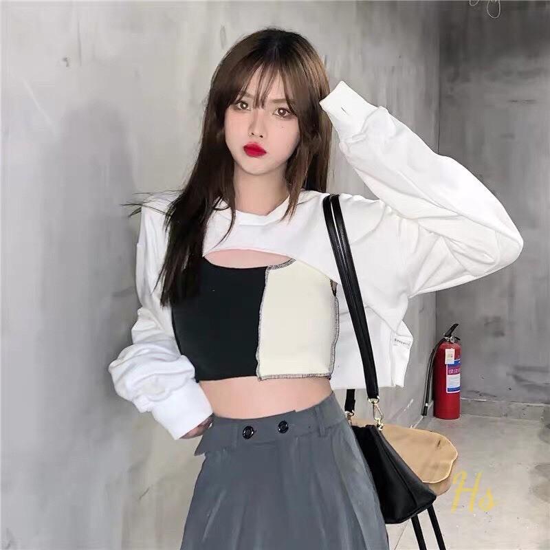 Bộ Áo Croptop Nữ Kèm Yếm Phối Màu Đen Trắng Siêu Xinh Set Áo Croptop Dài Tay Kèm Áo Trong 2 Màu So Hot