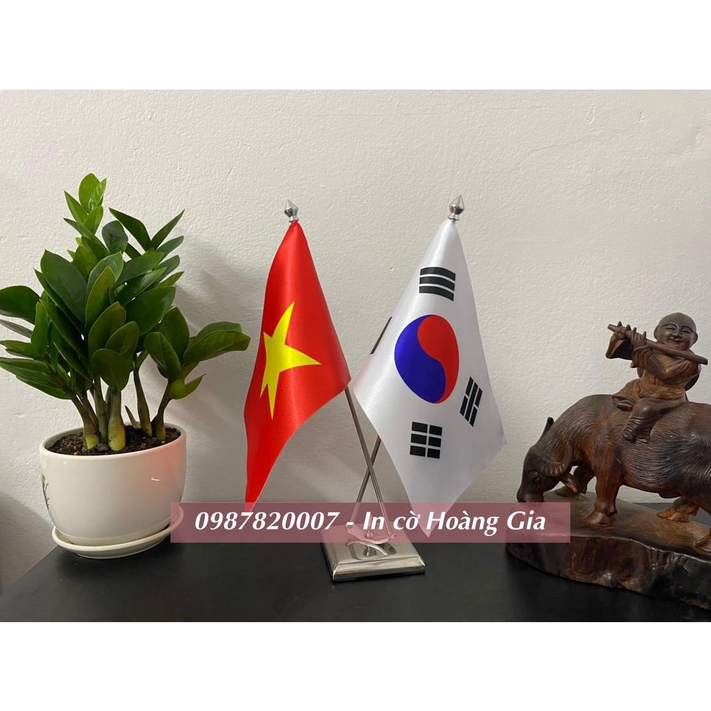 Cờ để bàn inox dáng chữ X đế vuông Việt Nam - Hàn Quốc