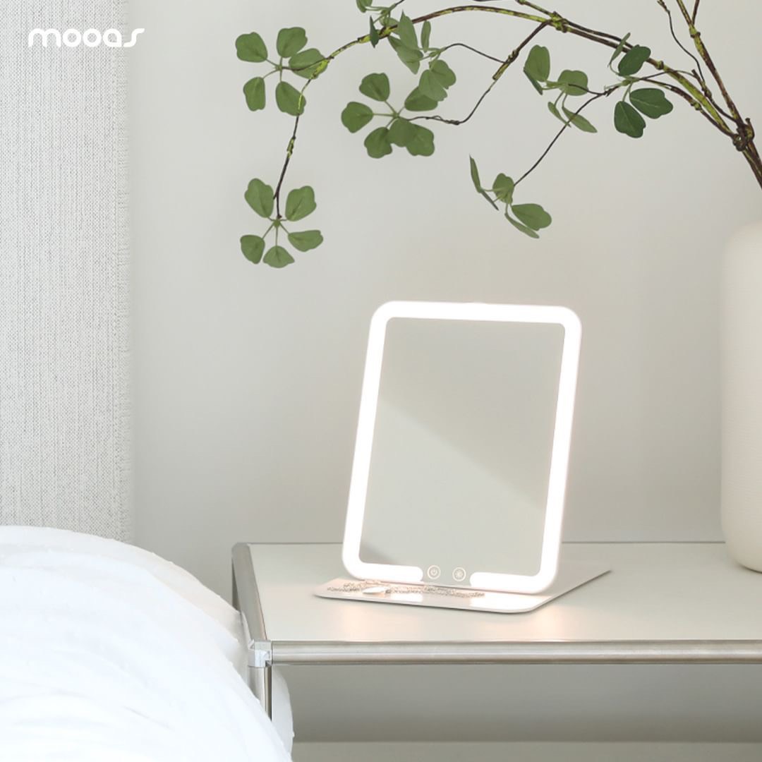 Gương trang điểm Led không dây Mooas Slim Hàng chính hãng