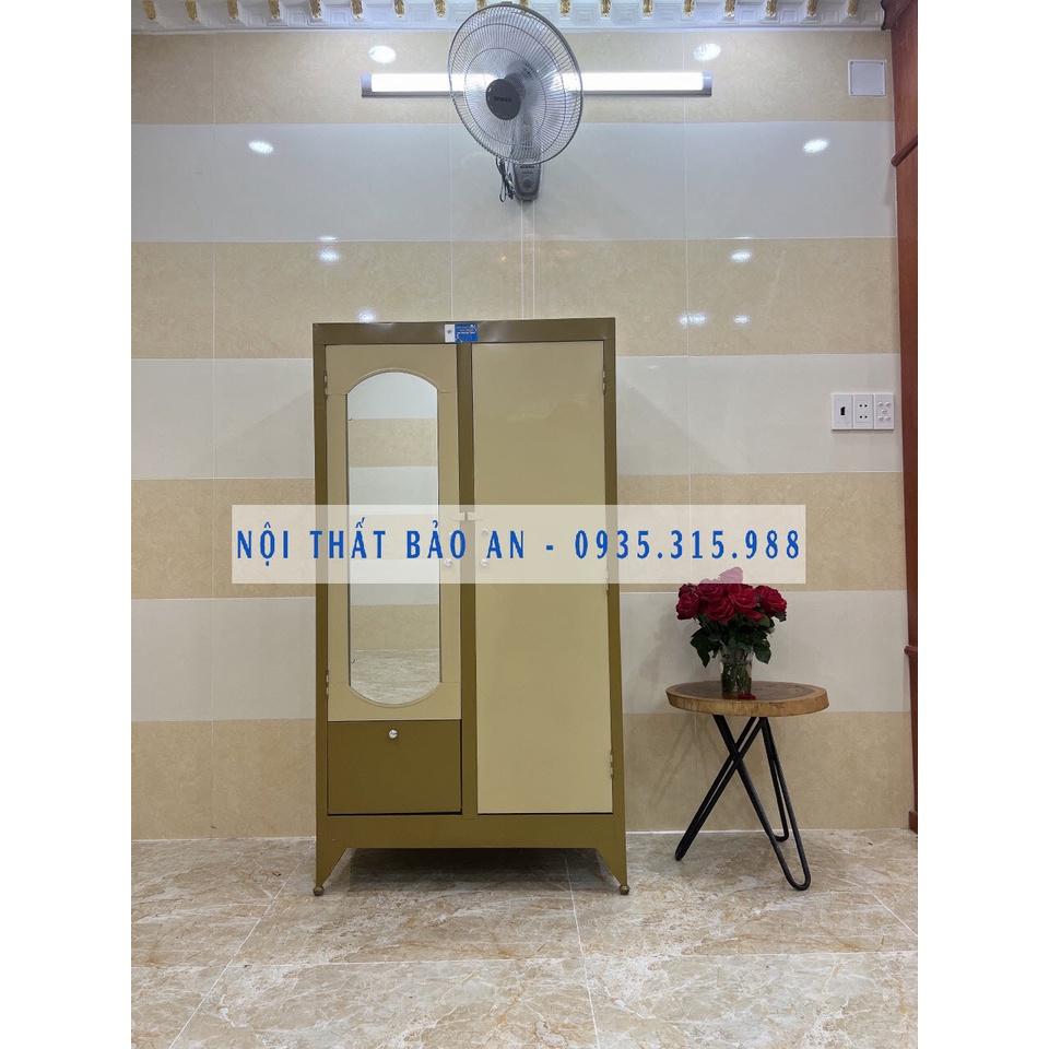 Tủ sắt đựng quần áo 1m6x90cm TADT0