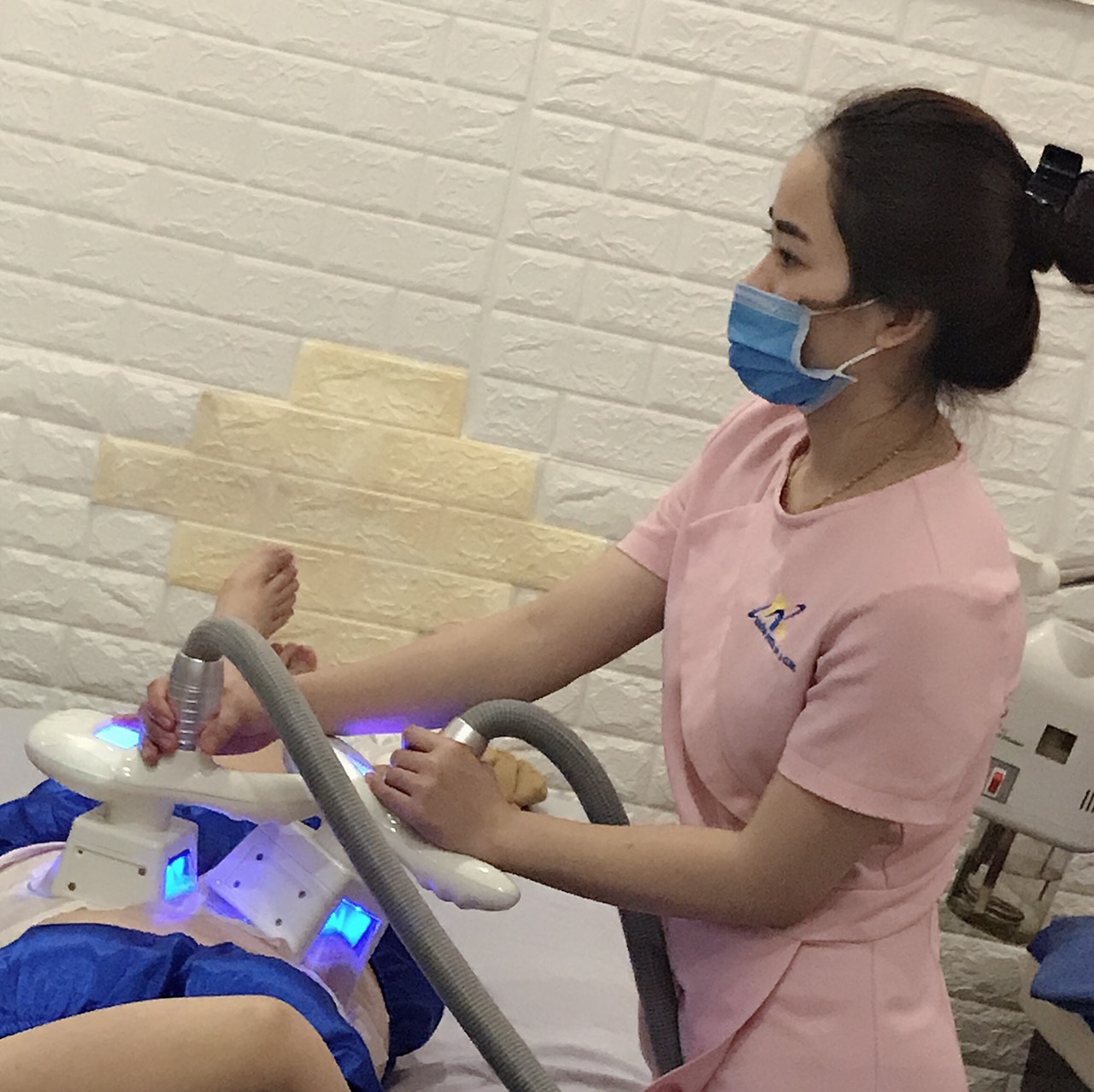 Giảm beó công nghệ Lipo Laser triệt tiêu đến 20cm mỡ thừa sau liệu trình