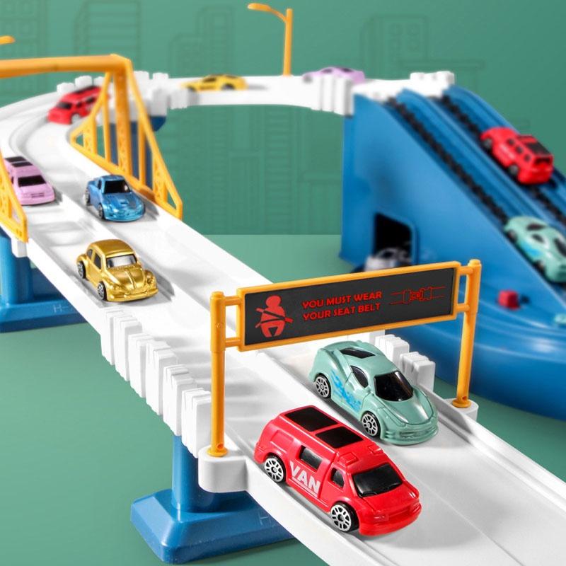(Tặng kèm pin sạc) Đồ chơi Garage đỗ xe ÔTÔ lắp ráp đường cao tốc thành phố cao cấp có âm thanh và đèn, đồ chơi giáo dục