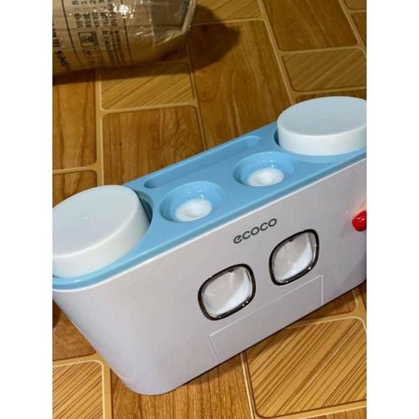 Bộ nhả kem đánh răng 4 cốc có chỗ treo bàn chải