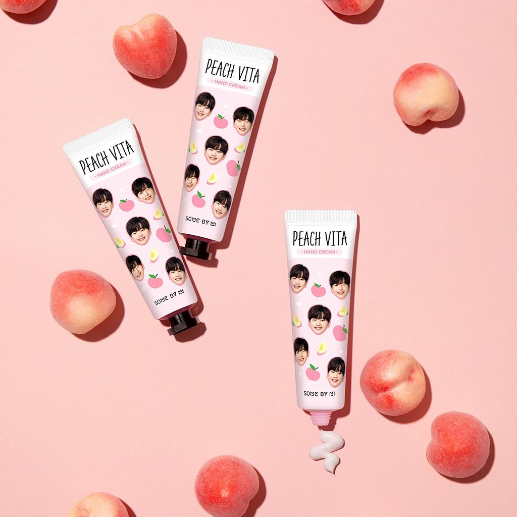 Kem Dưỡng Da Tay Chiết Xuất Đào Some By Mi Peach Vita Hand Cream 30g + Tặng kèm 1 băng đô tai mèo xinh xắn ( màu ngẫu nhiên)