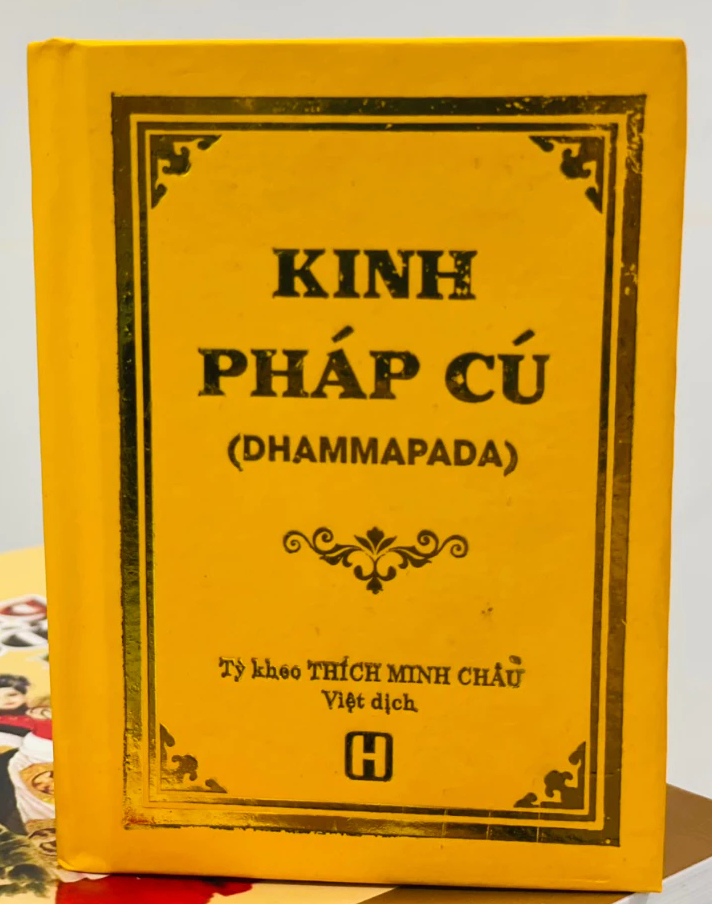 Kinh Pháp Cú (Khổ Nhỏ, Bìa Vàng) - DP