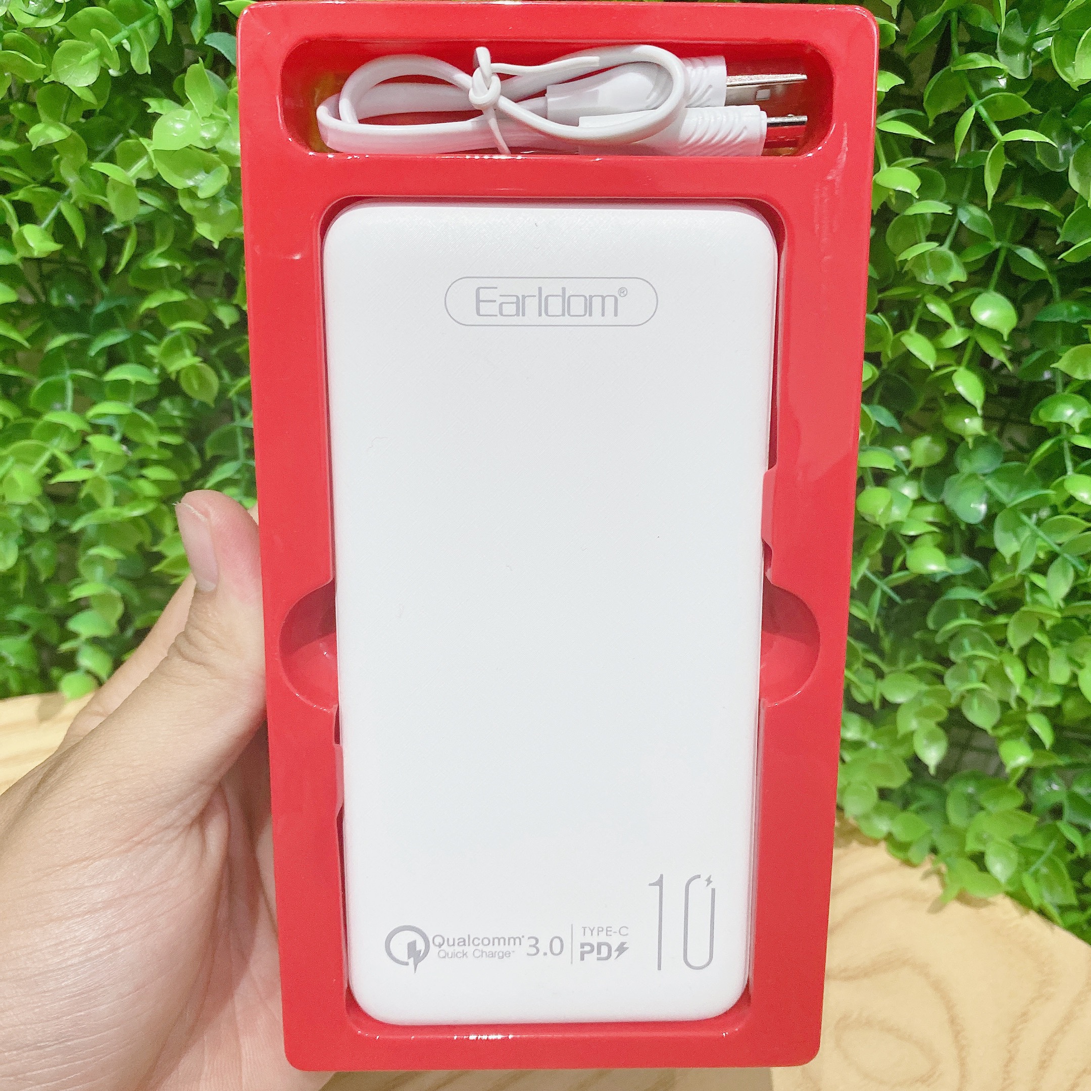 Sạc Dự Phòng Earldom PD-02 dung lượng 10000 mAh hàng chính hãng màu trắng