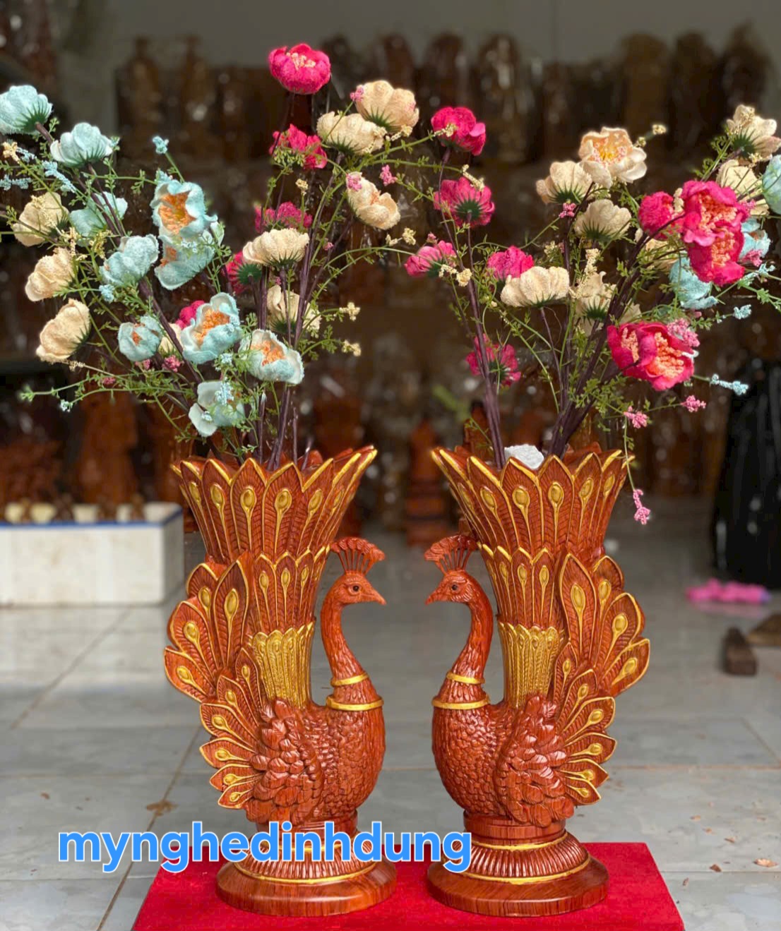 Cặp chim công cắm hoa phong thủy gỗ hương đá cao 40x20x15cm