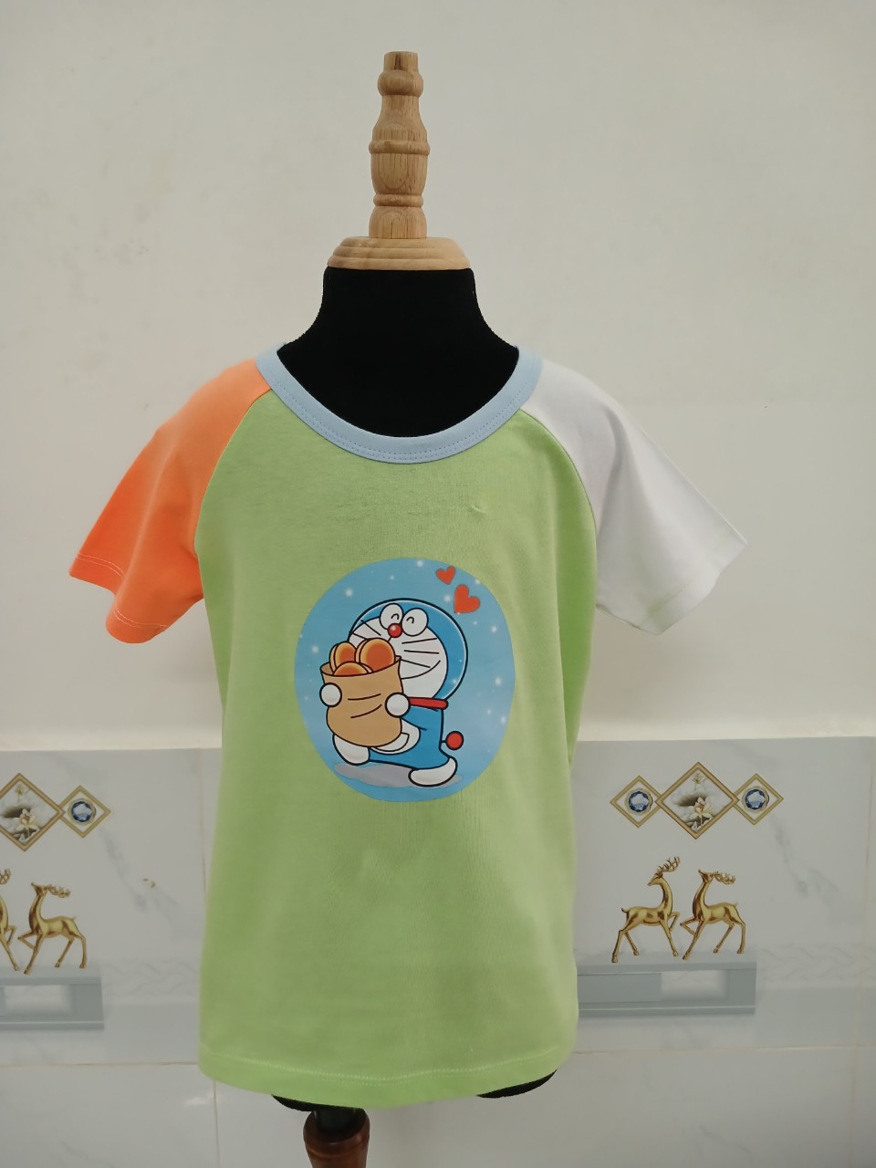 ÁO T - SHIRT UNISEX PHỐI TAY RAGLAN IN DOREMON - XANH CHUỐI