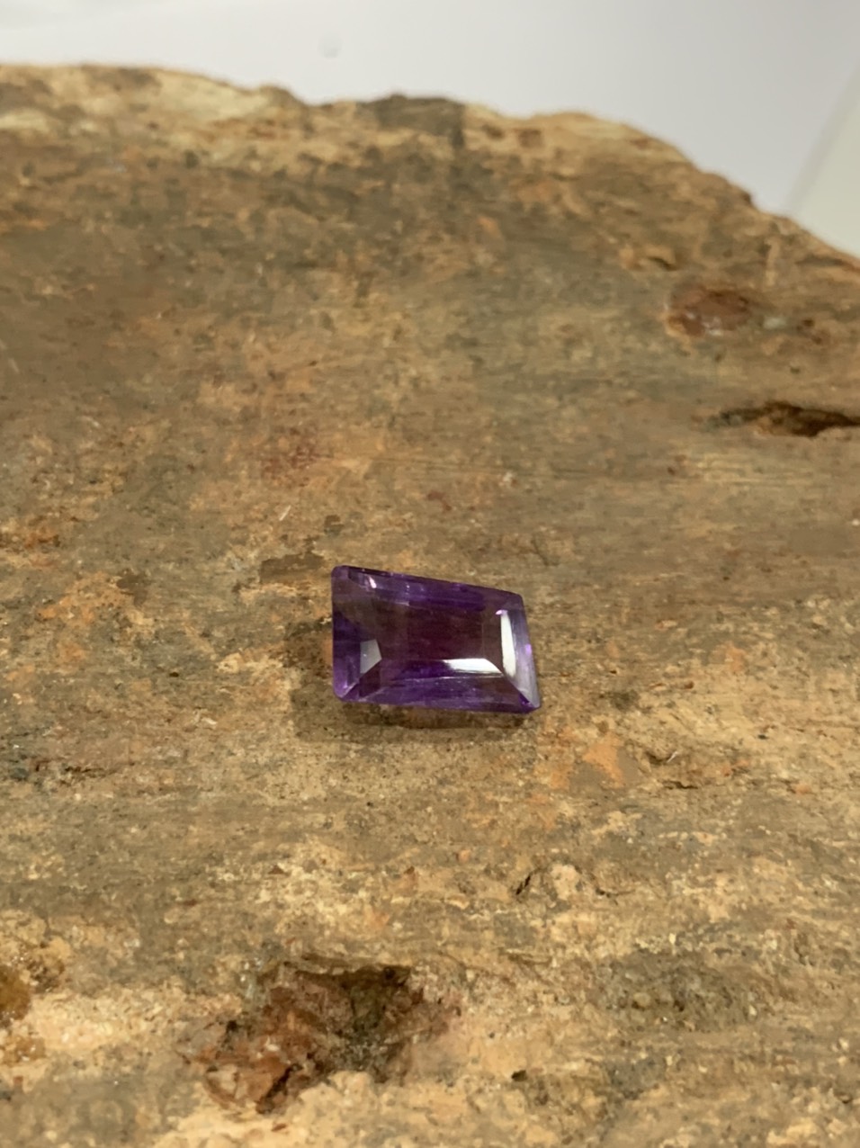 Viên đá thạch anh tím (Amethyst) thiên nhiên_HA-G000488