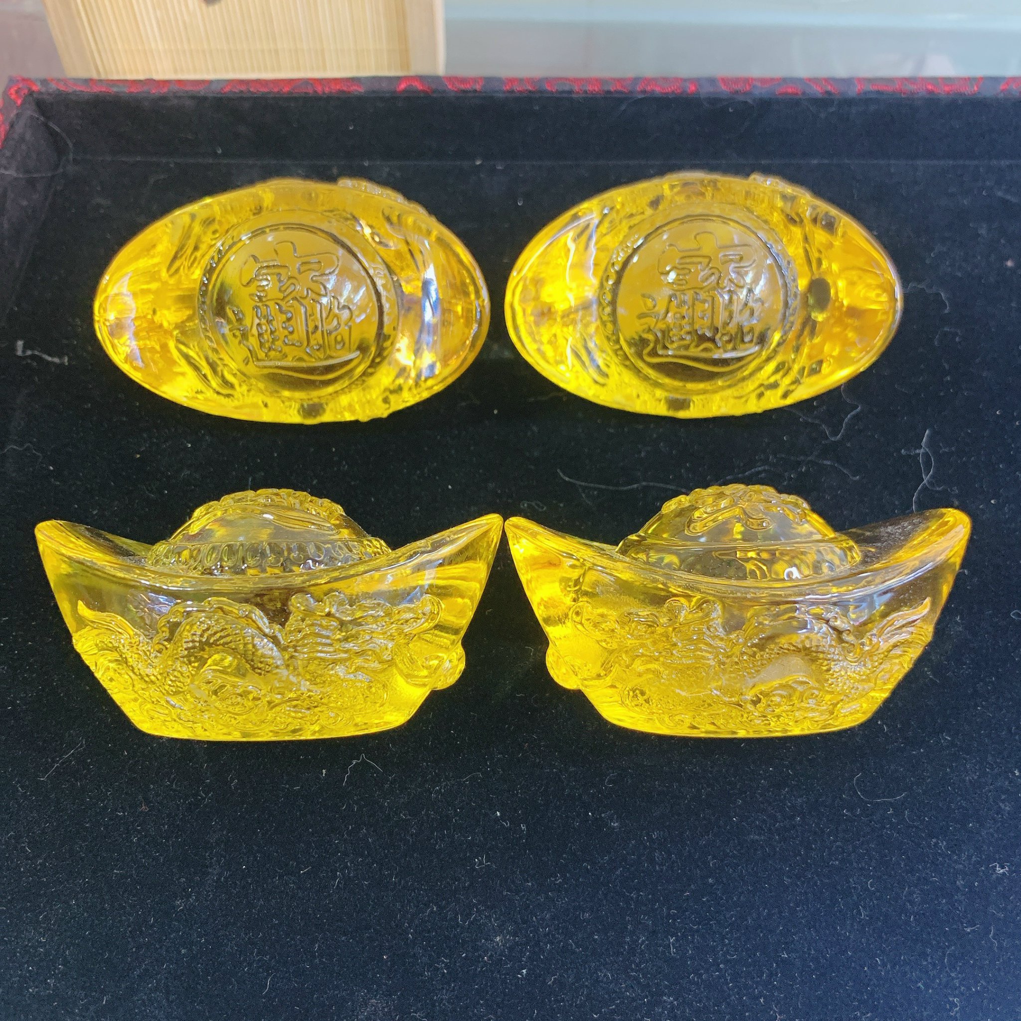 Thỏi Vàng Thần Tài Phong Thủy chạm Rồng chiêu Tài Lộc bằng Pha Lê Cao Cấp Đ.PK017-35