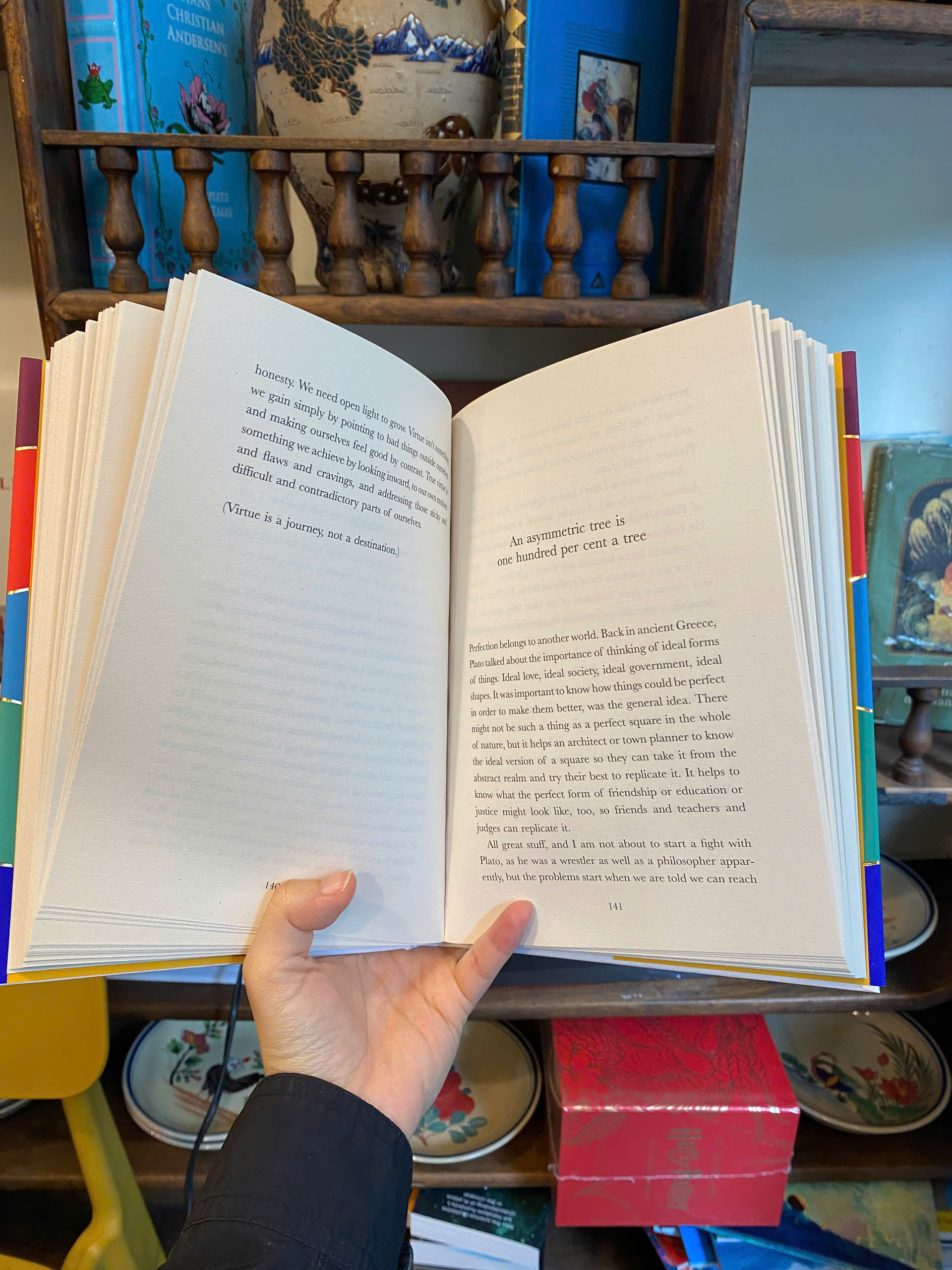 Sách - The Comfort Book by Matt Haig - Tiểu thuyết tiếng Anh / Novel / Fiction - Bìa cứng