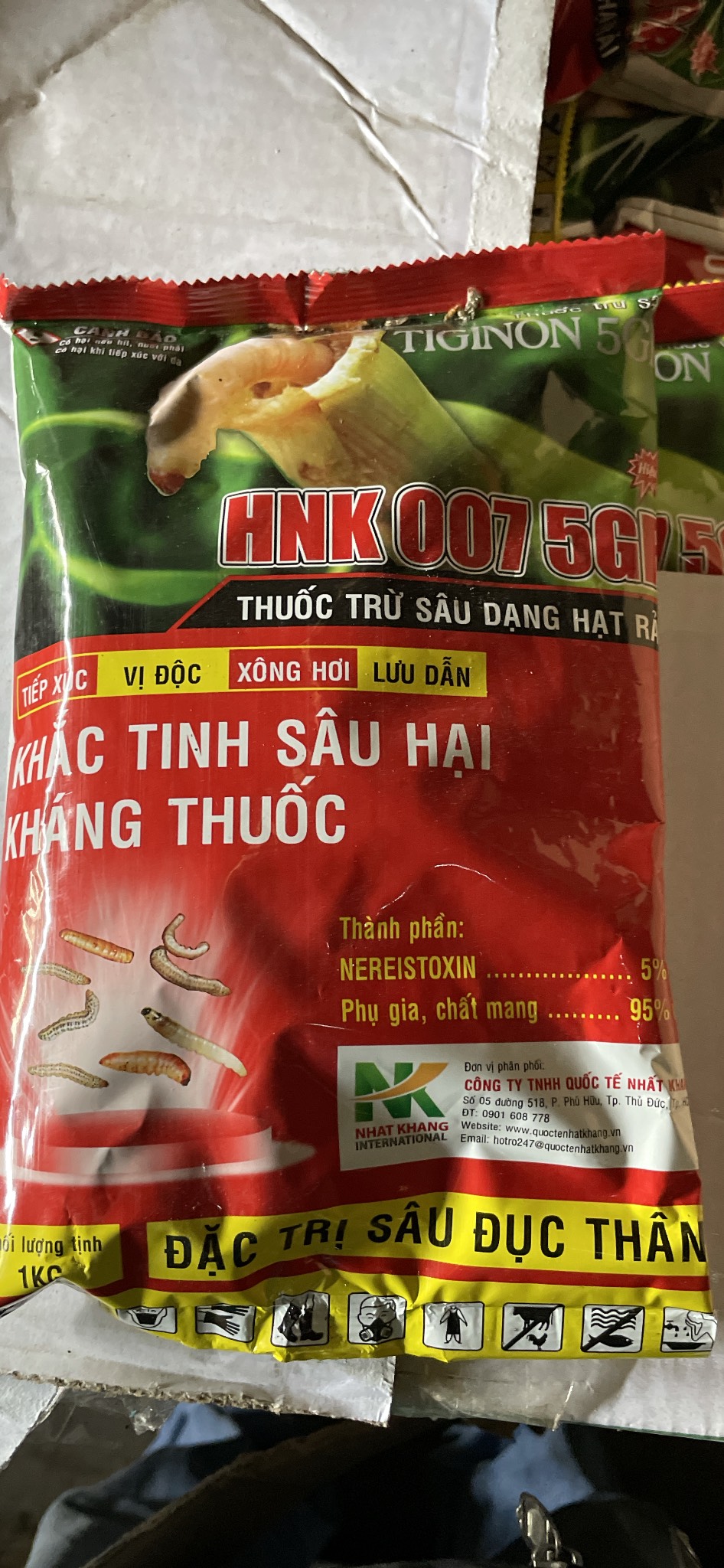 Sản phẩm tr ừ sâu đục thân dạng hạt rải gói 01 kg HNK 007