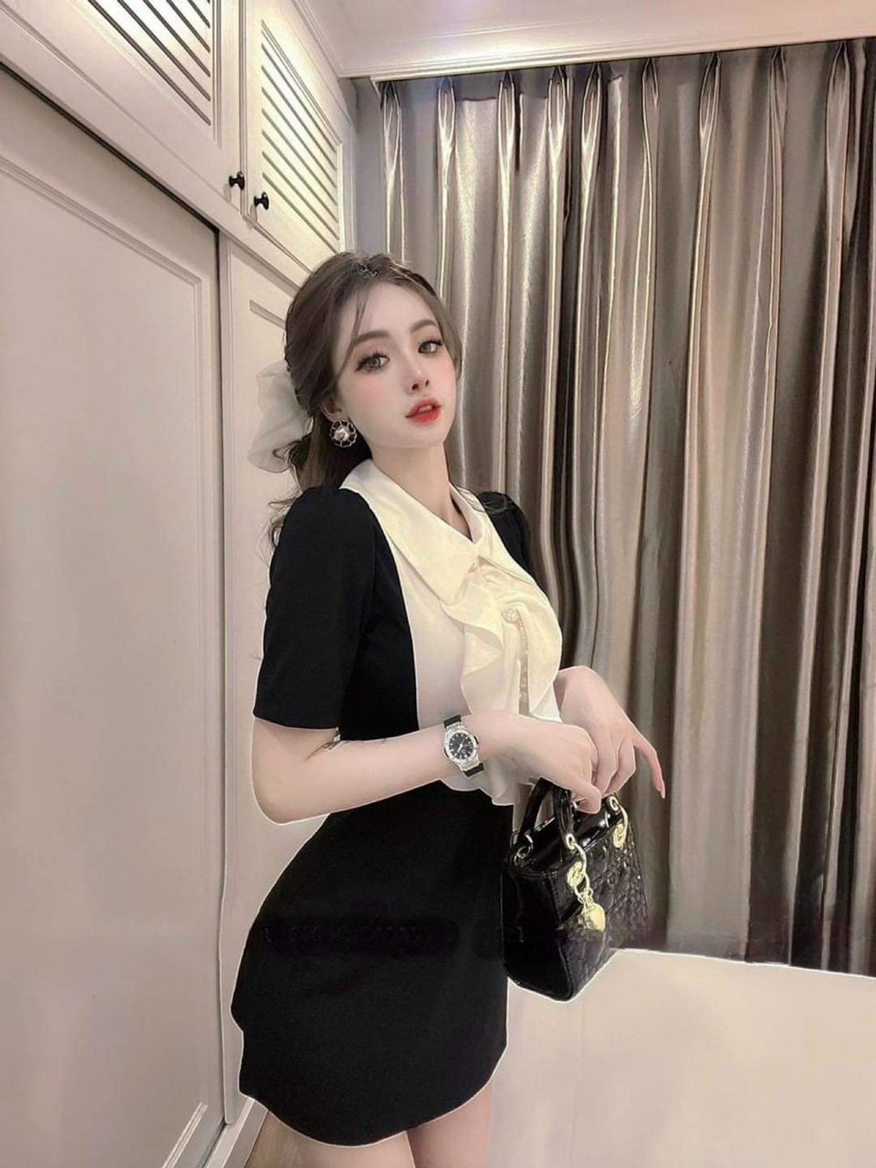 ĐẦM PHỐI CỔ XẾP BÈO